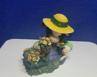 Mary's Moo Moos "Planting For A Bright Future" Figurine / Enesco 787094 / Gardening / John Deere / AS IS