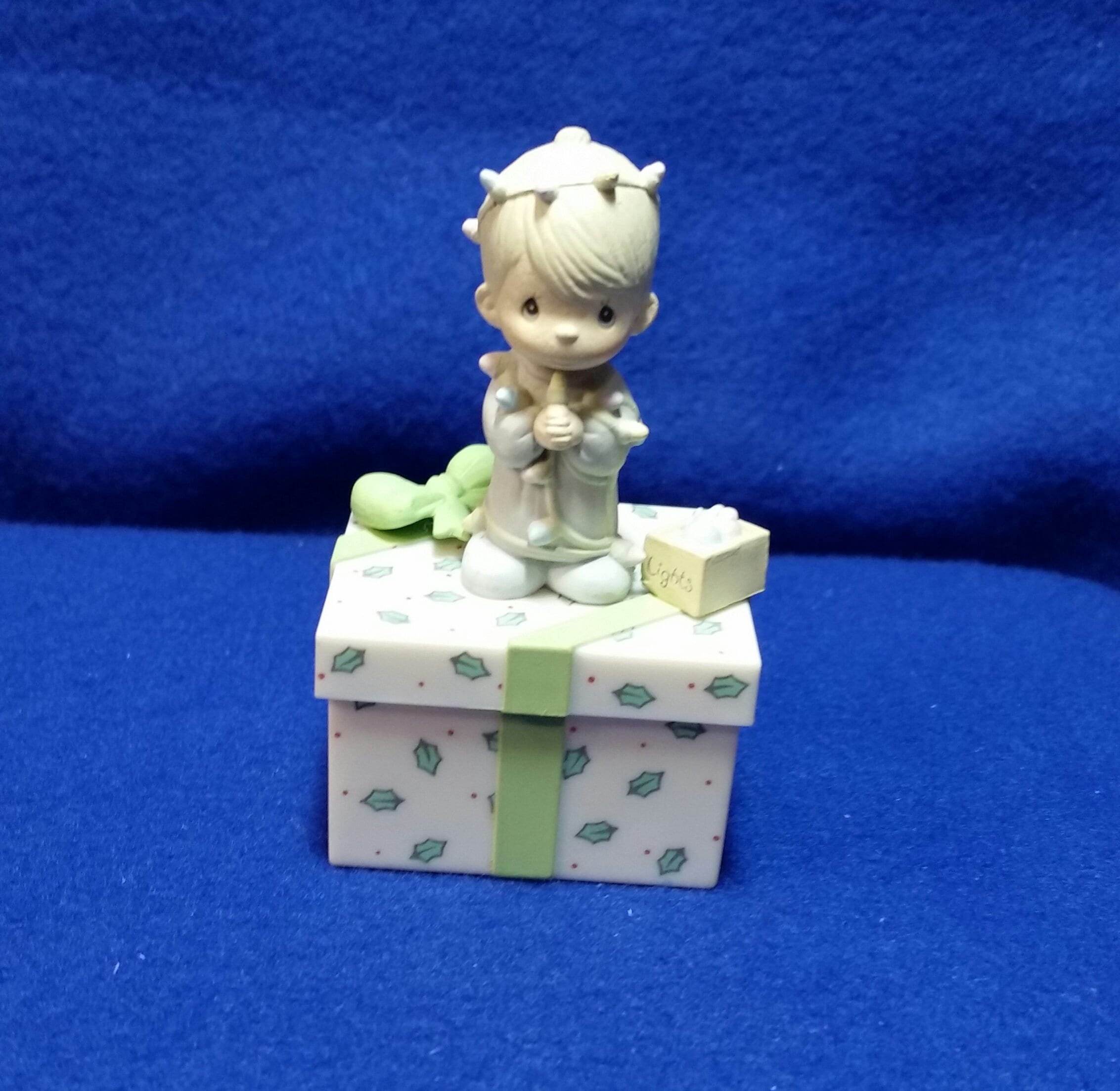 Precious Moments may Your Christmas Be Delightful Covered Box / Enesco ...