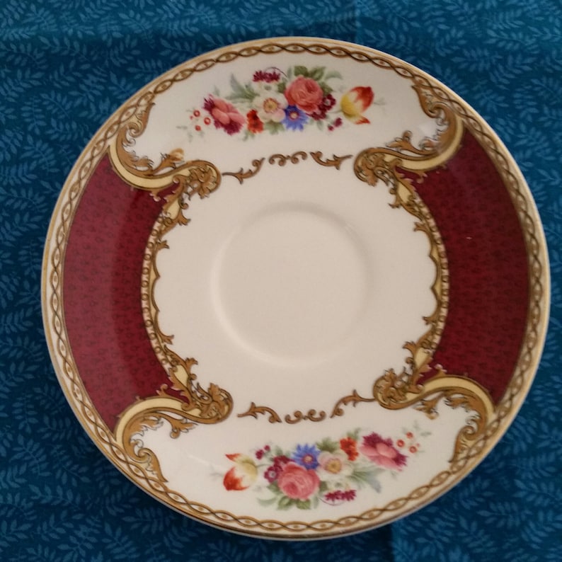 Myott Staffordshire The Bouquet Maroon SaucerVintage Myott StaffordshireThe Bouquet MaroonVintage SaucerEnglish
