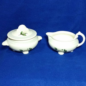 Vintage Homer Laughlin Nautilus Grey Gardenia Footed Sugar Bowl and Creamer Set / Sugar Bowl with Lid and Creamer Set / Grey Gardenia