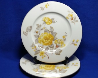 Vintage Yellow Roses Dinner Plates / Set of 2 / Mayfair Collection / Castleton China / Philip Costigan / Made in USA