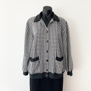 Vintage 1980’s Houndstooth Button Up Collared Cardigan