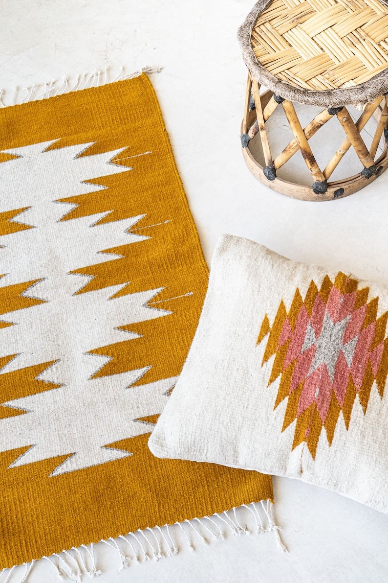 Mexican Rug, Handwoven Mexican Rug, Oaxacan wool rug, wool accent rug, handwoven accent rug, living room area rug image 3