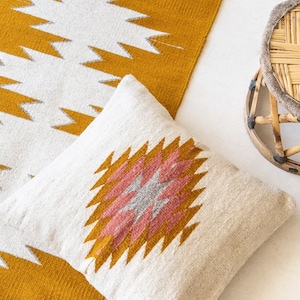 Zapotec woven wool pillow, Handmade Mexican Pillow, Decorative Throw Pillow, Handwoven Wool cushion, Boho throw pillow, textile pillow