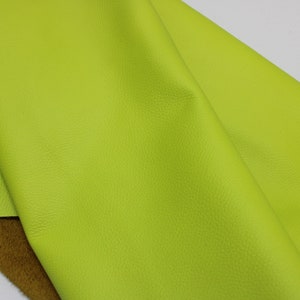 Cuero verde lima para manualidades y tapicería - Grosor: 1,6 mm - 1,8 mm/ 3,5 oz - 4,0 oz / Cuero para proyectos de manualidades