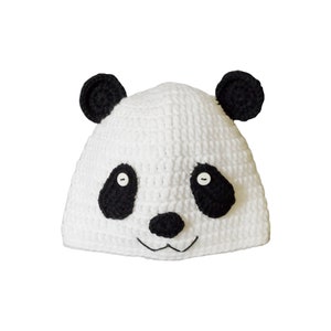 Gorro de panda tejido a crochet