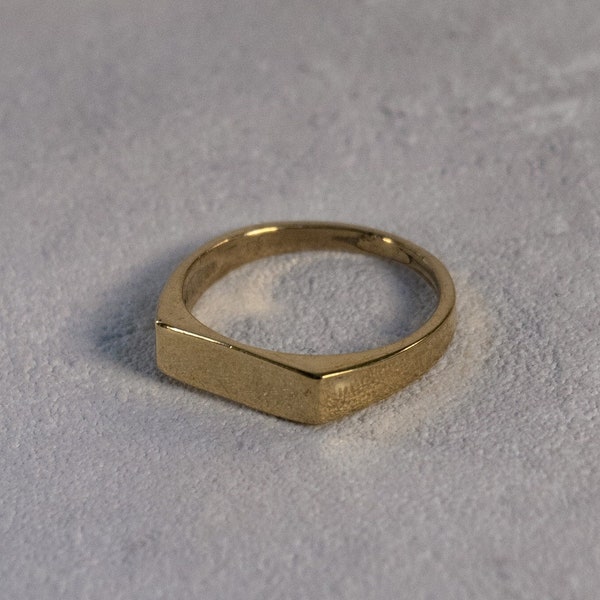 Minimalistischer Messingring, Schlichter Ring, Geometrischer Ring, Abgeflachter Ring - RB7