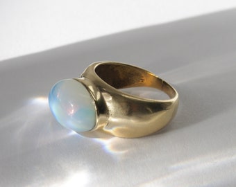 Opalring, Messingring mit Opal, Statementring mit großem Opal