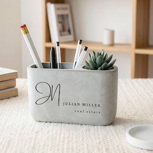 Personalized Name Concrete Pen Holder, Handmade Customized Desk Organizer, Home Office Decor, Desk Accessory, Minimalist Office Desk Decor
