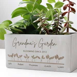 Custom Grandma's Garden Planter Box Gift Personalized Engraved gift for Grandparents image 1