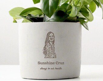 Personalized Memorial Gift for Loss, Custom Engraved Photo On Planter Pot, Remembrance Sympathy Gift Loss, In Loving Memory Bereavement Gift