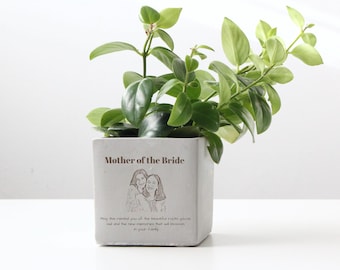 Personalized Mother of the Bride Gift, Custom Engraved Planter Pot, Mother In Law Wedding Gift From Bride Groom, Plant Mom Wedding Gift
