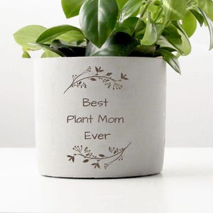 Personalized Gift for Mom From Kids, Custom Engraved Planter Pot Mother Birthday Gift, Parents Christmas Gift, Photo On Pot, Plant Mom Gift