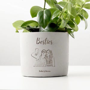 Personalized Bestie Gift, Custom Name & Photo Engraved Planter Pot, Christmas Gift For Best Friend, Plant Lover Friends Birthday Gift