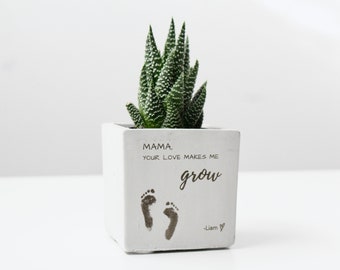 Your Love Makes Me Grow Planter Pot | Custom Meaningful Parent Gifts