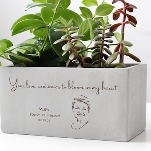 Personalized Memorial Gift for Loss Of Mother, Custom Engraved Photo On Planter Pot, Remembrance Sympathy Gift Loss, Bereavement Gift