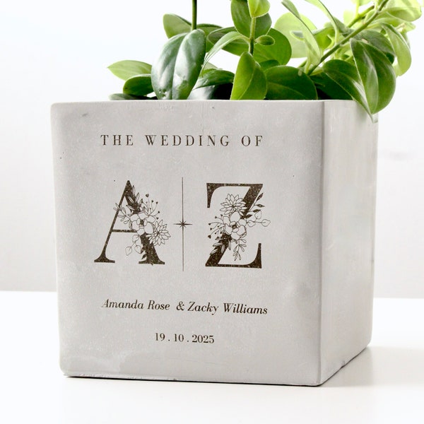 Personalized Wedding Centrepiece Planter Pot | Newlywed Gift | Wedding Favors