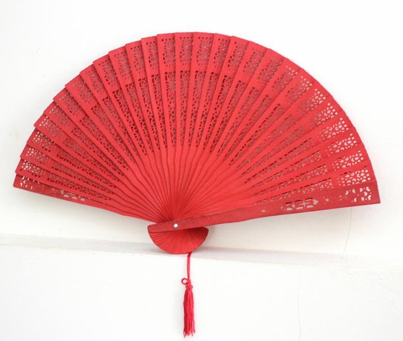 red handfan made of sandelwood image 3