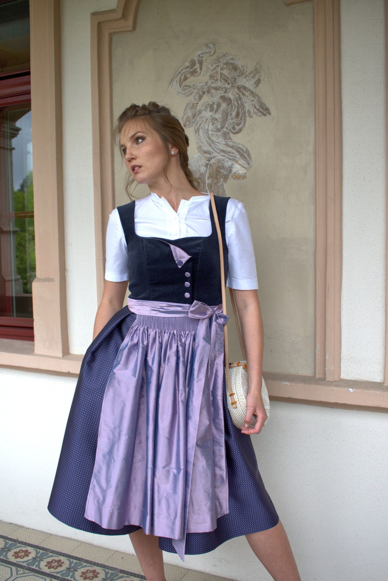 Dirndl aus Samt & Seide hergestellt in Bayern/ München ein festliches Kleid fürs Oktoberfest 36 DE-Damengröße