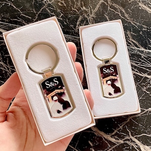 Set of 2 Personalised Umrah Hajj Couple Metal Keychains Islamic Gift Keyrings