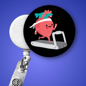 Snarky Cardiac Nurse Abzeichen Reel: Laufendes Herz, einziehbarer Clip