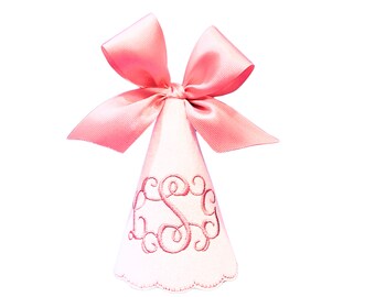 Chapeau de fête rose avec noeud triple monogramme, chapeau de fête d'anniversaire personnalisé rose blush et fuchsia, chapeau d'anniversaire souvenir fille