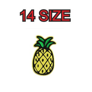 Peut inclure: Écusson brodé d'un ananas jaune avec des feuilles vertes et des contours noirs. Le texte "14 SIZE" est au-dessus de l'ananas en lettres rouges avec un contour noir.