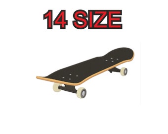 Puede incluir: Patinete negro con ruedas blancas y una plataforma marrón. El texto "14 SIZE" está por encima del patinete.