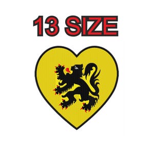 Op de afbeelding: Een geel hartvormig ontwerp met een zwarte leeuw in het midden. De leeuw heeft rode klauwen en een rode tong. De tekst "13 SIZE" staat boven het hart.