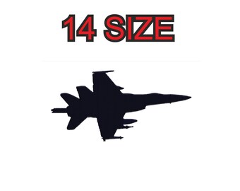 Könnte beinhalten: Eine schwarze Silhouette eines Kampfjets vor weißem Hintergrund. Über dem Jet steht der Text "14 SIZE" in roten Buchstaben mit schwarzer Umrandung. Das Bild ist ein einfaches Grafikdesign.