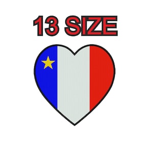Peut inclure: Un motif en forme de cœur représentant le drapeau du Chili. Le drapeau est bleu, blanc et rouge avec une étoile jaune dans la partie bleue. Le texte "13 SIZE" est au-dessus du cœur.