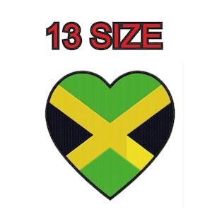 Peut inclure: Un patch en forme de cœur aux couleurs du drapeau jamaïcain : vert, jaune et noir. Le texte « 13 SIZE » est au-dessus du patch.