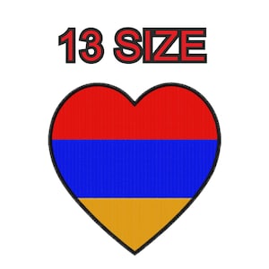 Peut inclure: Un patch en forme de cœur aux couleurs du drapeau arménien : rouge, bleu et orange. Le texte « 13 SIZE » est au-dessus du cœur.