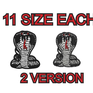Puede incluir: Dos parches bordados de cobra negra y blanca con ojos rojos. El texto "11 SIZE EACH" y "2 VERSION" está impreso en rojo.