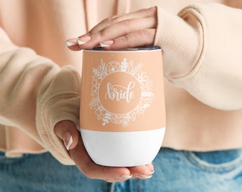 Bride Wine Tumbler // Nupcial, despedida de soltera, vaso del día de la boda