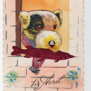 Carte postale ancienne faite main de chien de terrier français - 1er avril, poisson d&#39;avril. Ferraille victorienne, carte postale appliquée embellie, nouveauté, original
