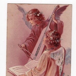 Carte postale antique d’anges de Noël, rose blush rose, carte de Noël édouardienne, jolis anges, rebec, musicien, carte postale religieuse shabby chic