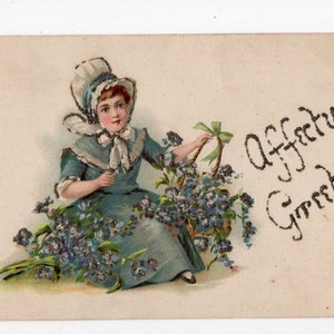 Postal antigua de saludos de doncella verde brillante - niña con canasta de nomeolvides, saludo de afectos