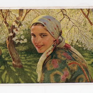 Ancienne carte postale d'art glamour polonais - jolie fille, femme soviétique en foulard, Wiosna, printemps, photo, Pologne, arbres en fleurs