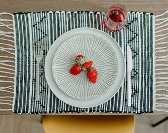 Set of 4 black and white placemats | Handmade woven placemats | Home decor | Kitchen decor