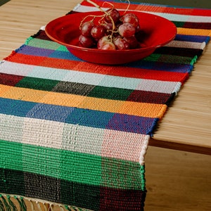 Mehrfarbiger Tischläufer | handgefertigter gewebter Tischläufer | Heim- und Küchendekoration | Handwerk | gerippter gewebter Tischläufer | Boho-Stil