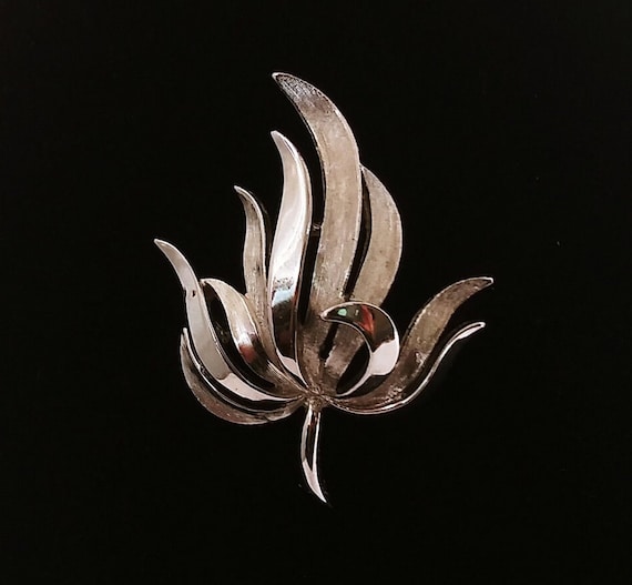 Crown Trifari pin, Crown Trifari brooch, Silver s… - image 1