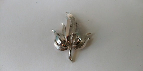 Crown Trifari pin, Crown Trifari brooch, Silver s… - image 2