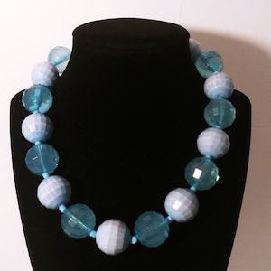 Big Bead Necklace, Blue Bead Necklace, blue bead collar, Chunky blue necklace, Vintage collar, glowing necklace #716