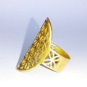 Lattice Brass Ring: Asian Style Gold Tone Statement Ring (Size 8.5)