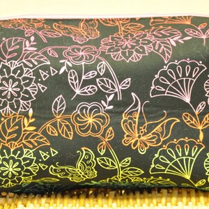 Große Kosmetiktasche Blumen und Schmetterlinge