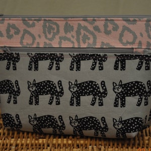 Large clutch (Kitties and hearts)