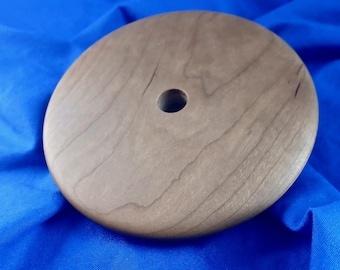 ナバホ族の紡錘。糸巻きのみ。サポート付きの太もも紡ぎや撚糸用のチェリー材の糸巻き。