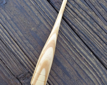 Pine Dealgan Drop Spindle: Scottish Hand Spinning Tool