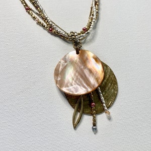 Chicos Shell Necklace Pink Mother of Pearl Pendant Gold Silver Taupe Bead Strands Choker Vintage 1990s 2000s Designer Signed Modern Style